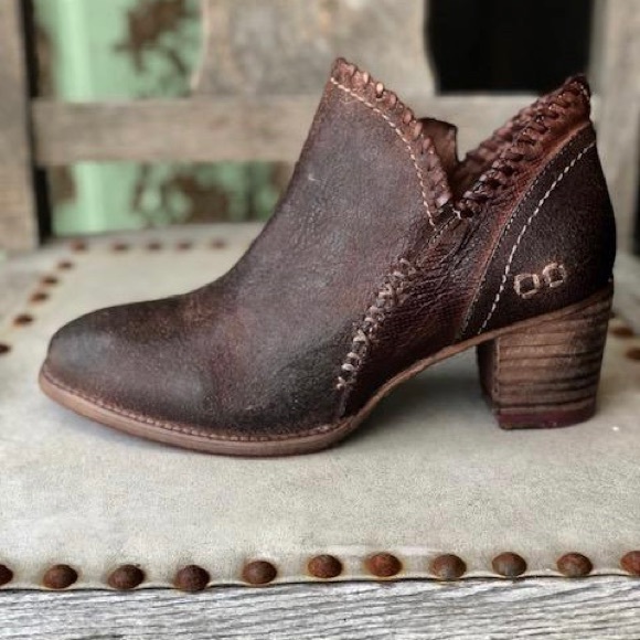 Bed Stu Carla Eggplant Heeled Leather Ankle Bootie - Picture 2 of 7